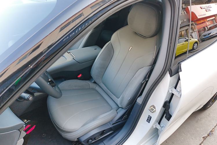 Used Lynk & Co 07 2024 EM-P 126 Long-Range Ultra
