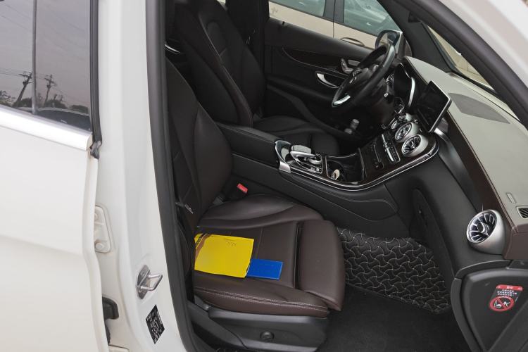 Used Mercedes-Benz GLC 2017 GLC 260 4MATIC Dynamic Edition
