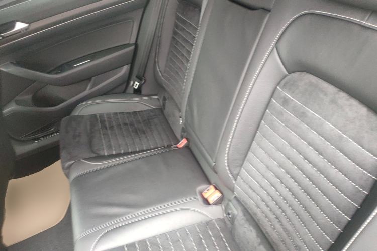 Used Volkswagen Magotan 2020 330TSI DSG Luxury Edition
