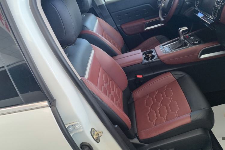 Used Citroen C5 AIRCROSS 2017 350THP Luxury Model
