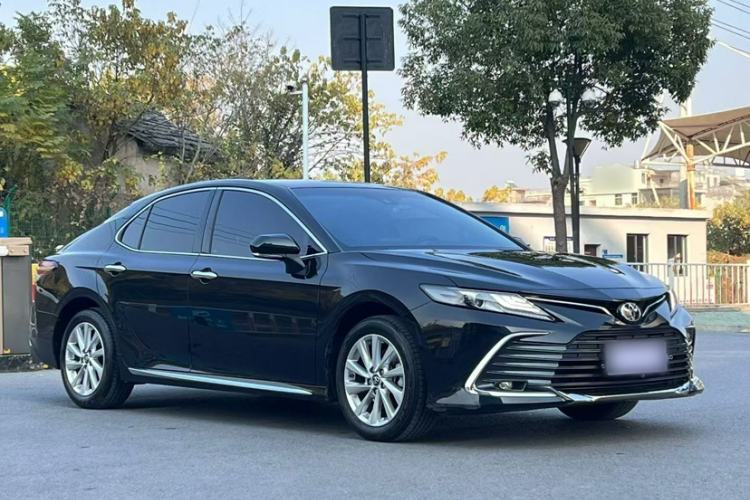 Used Toyota Camry 2023 2.0G Luxury Edition
