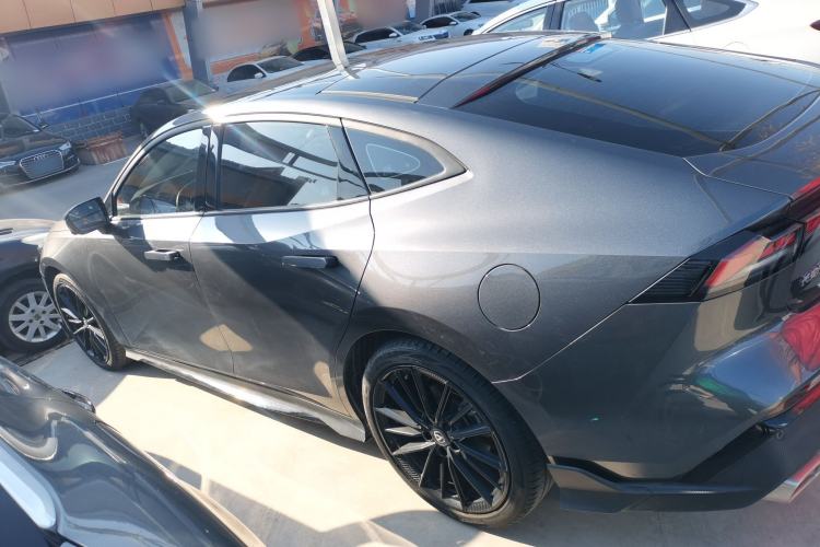 Used Changan UNI-V 2024 1.5T Prestige Sport Edition