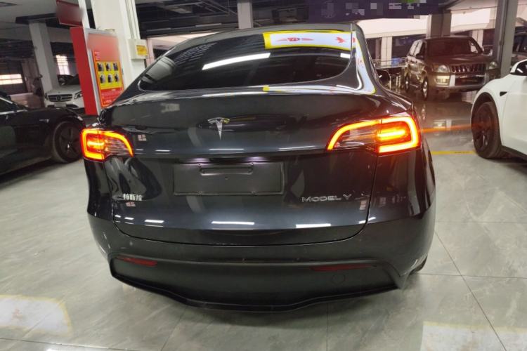Used Tesla Model Y 2024 Rear-Wheel-Drive Version
