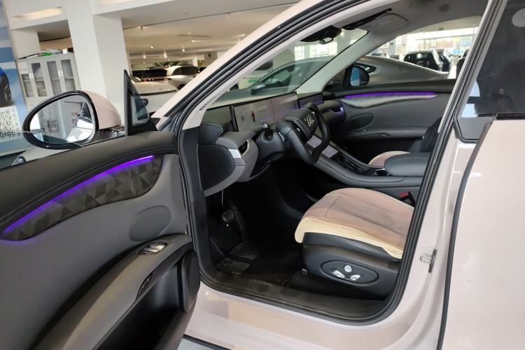 Used  LS6 2023 Max Long-Range Version