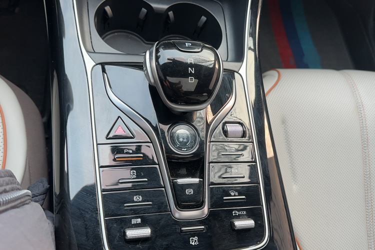 Used BYD Qin PLUS 2024 Honor Edition EV 420KM Beyond Model