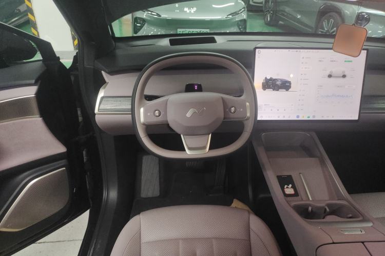 Used ONVO L60 2024 60 kWh Rear-Drive Version
