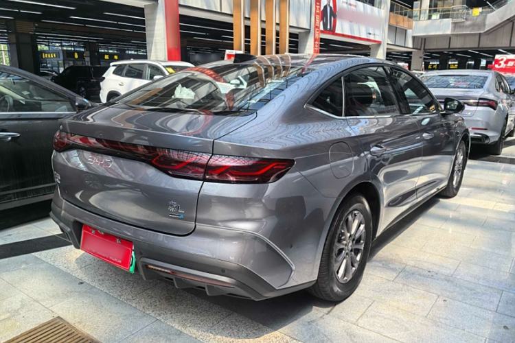 Used BYD Qin L 2025 DM-i Smart Drive 80KM Leading Model
