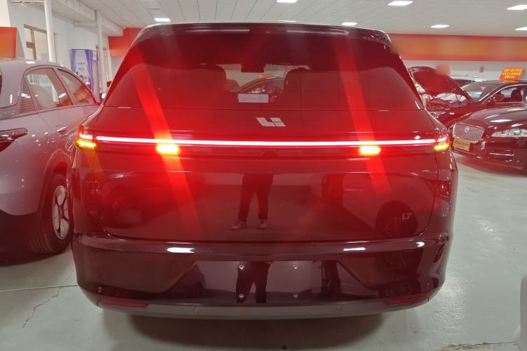 Used Li Auto L7 2023 Air model
