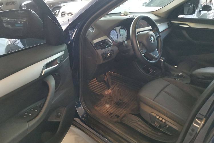 Used BMW X1 2018 sDrive20Li Leading Model
