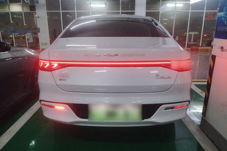 Used BYD Qin PLUS 2024 HONOR Edition DM-i 55KM Leading Model
