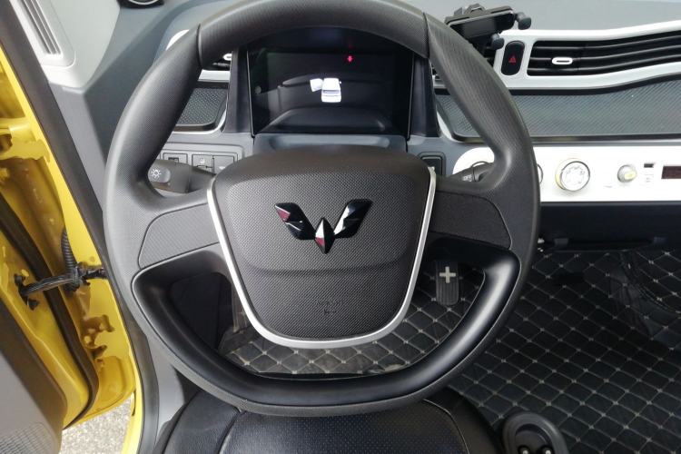 Used Wuling Hongguang MINIEV 2021 Macaron Premium Model – Lithium Iron Phosphate