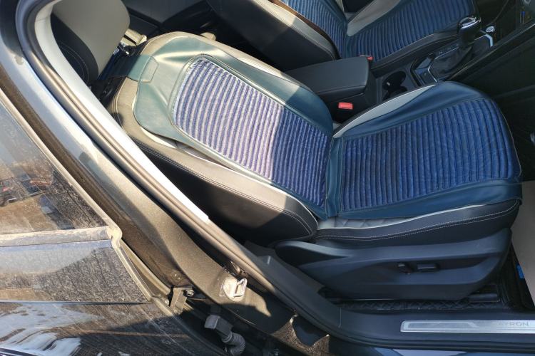 Used Volkswagen Tayron 2023 280TSI Two-Wheel-Drive Luxury Plus Advanced Version
