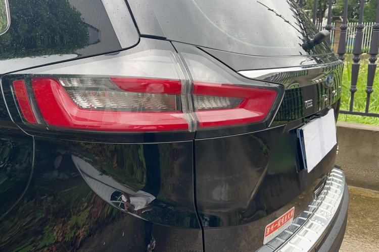 Used Ford Edge 2022 PLUS EcoBoost 245 Four-Wheel Drive Platinum Edition 7-Seater
