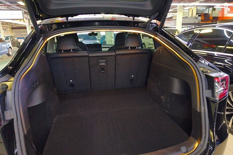 Used Tesla Model Y 2023 Rear-Wheel-Drive Version