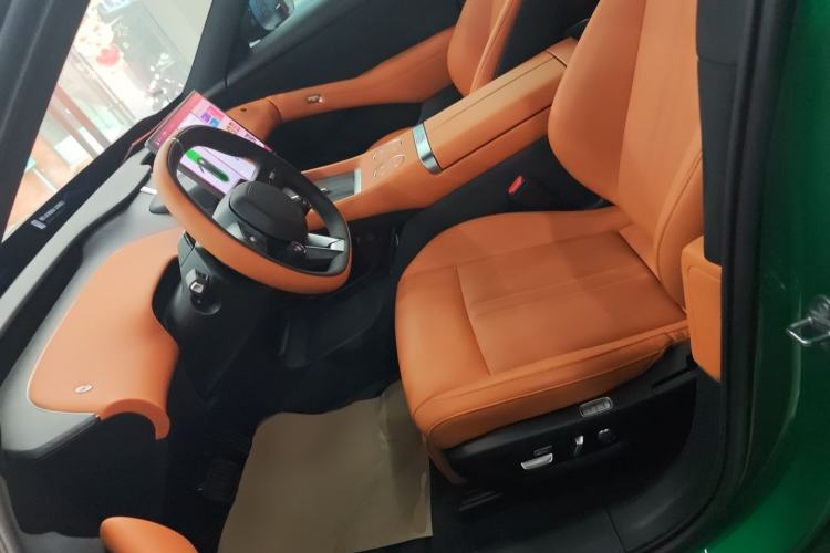 Used  YU7 2025 Ultra-Long Range Rear-Wheel Drive Version
