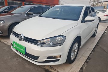 Used Volkswagen Golf 2016 1.6L Automatic Fashion Model