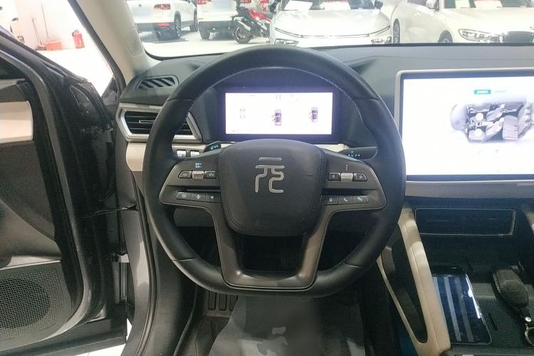 Used BYD Yuan UP 2025 Intelligent Driving Version 401 km Beyond-Range Edition