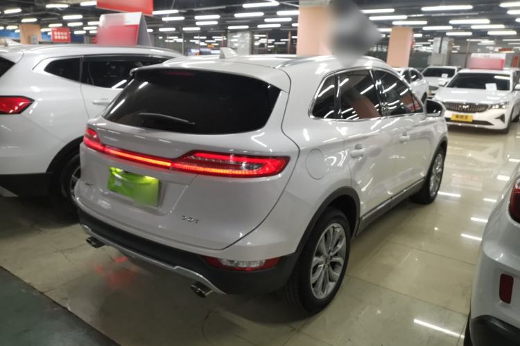 Used Lincoln MKC 2017 2.0T Two-Wheel-Drive Luxury Edition
