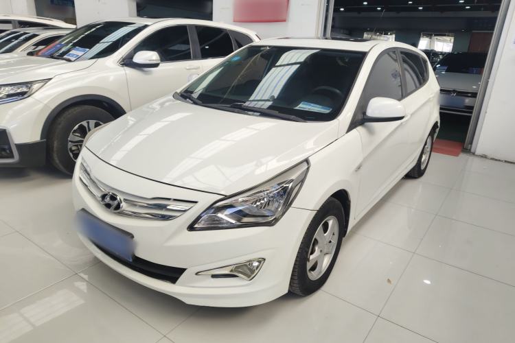 Used Hyundai Verna Ray 2016 1.4L Automatic Leading-Edge GLX