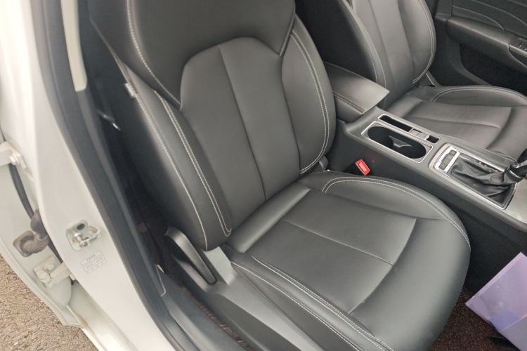 Used Roewe i6 2017 20T Automatic Internet Smart Edition