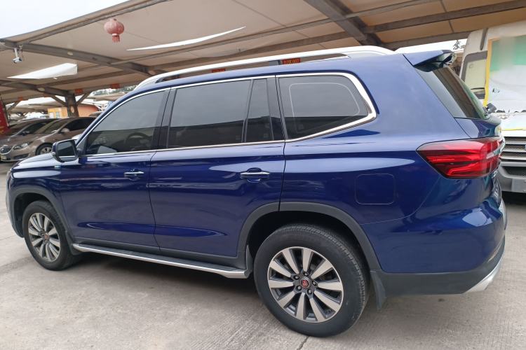 Used Roewe RX8 2018 30T Smart Connectivity Two-Wheel Drive Flagship Edition
