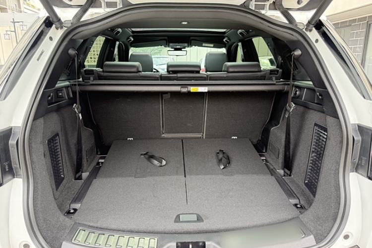 Used Land Rover Discovery Sport 2020 249 PS R-Dynamic Luxury Custom Edition
