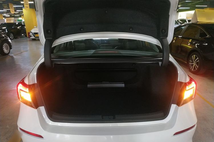 Used Honda Civic 2023 240TURBO CVT Dynamic · Center Stage Special Edition
