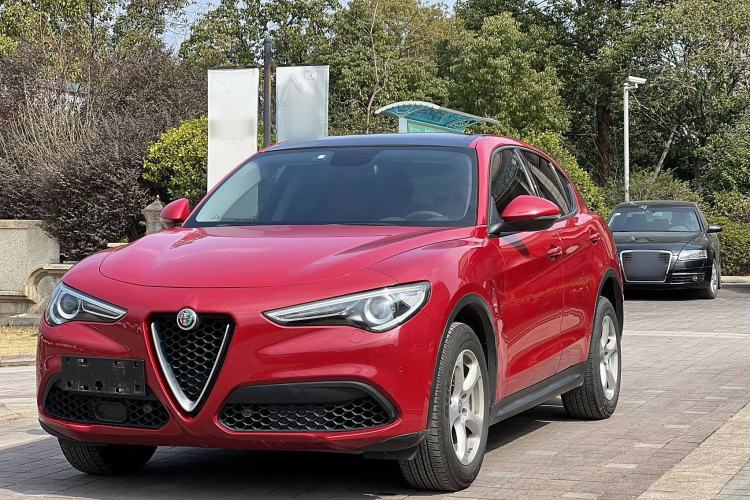 Used Alfa Romeo Stelvio 2017 2.0T 200HP Elite Edition
