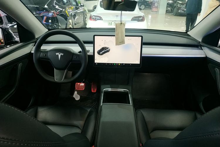 Used Tesla Model Y 2024 Rear-Wheel-Drive Version
