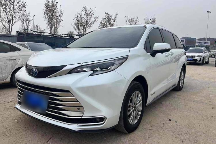 Used Toyota Sienna 2021 2.5L Hybrid Premium Edition
