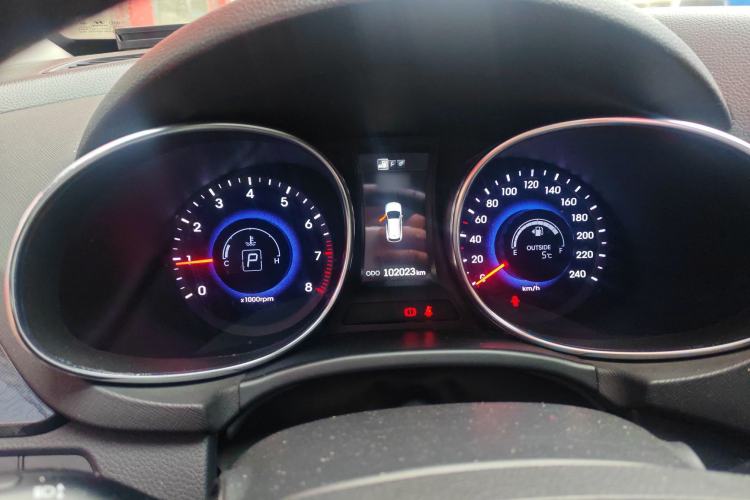 Used Hyundai Santa Fe 2015 2.0T Automatic All-Wheel Drive Smart Version 5 Seats
