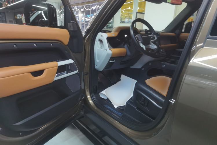 Used Land Rover Defender 2024 110 3.0T P400 X-DYNAMIC HSE
