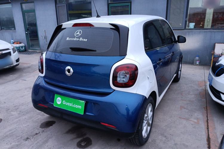 Used  forfour 2018 1.0L 52 kW Dynamic Edition
