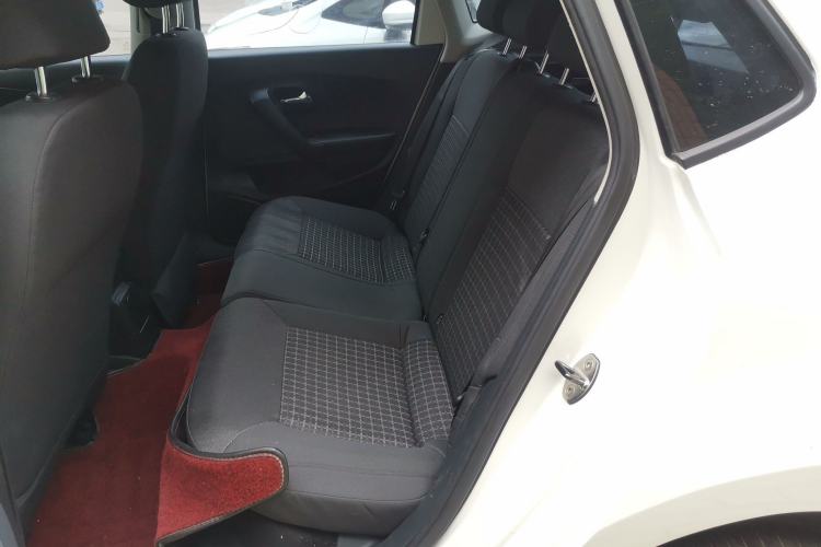 Used Volkswagen Polo 2014 1.6L Automatic Comfort Edition
