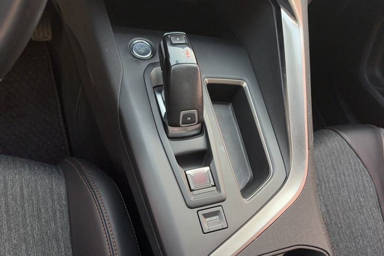 Used Peugeot 5008 2017 350THP 7-Seater Elite Edition