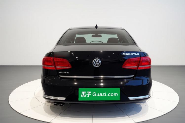 Used Volkswagen Magotan 2015 1.8TSI Luxury Model
