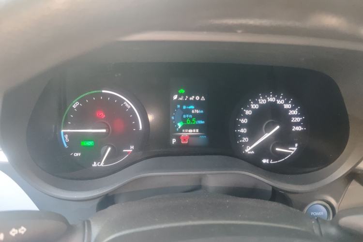 Used Toyota Granvia 2023 2.5L Hybrid Comfort Edition
