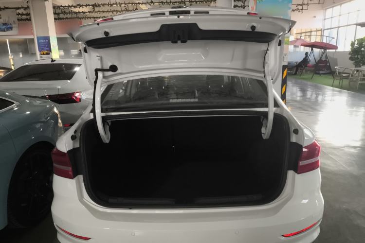 Used Volkswagen Lavida 2019 1.5L Automatic Comfort Edition China VI Standard
