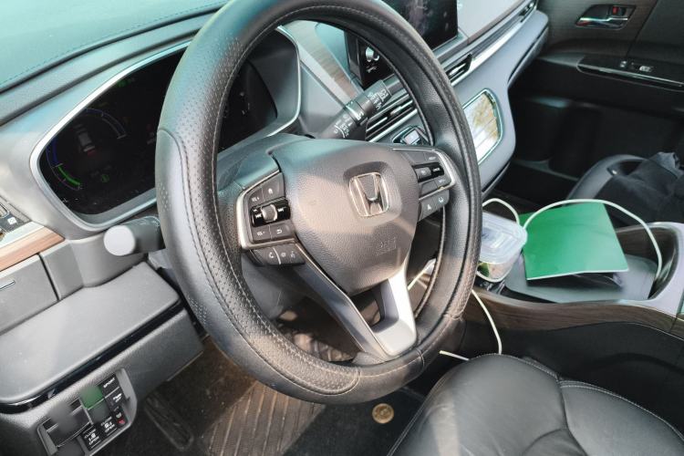 Used Honda Odyssey 2024 2.0L eHEV Sharp & Smart Edition
