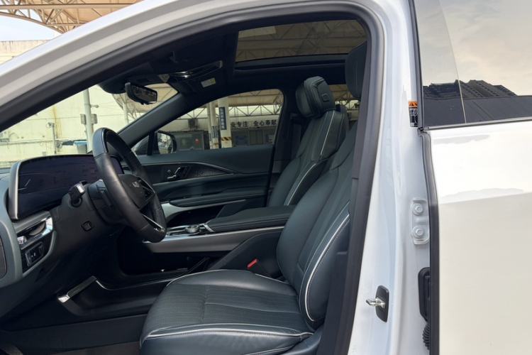 Used Cadillac LYRIQ 2022 Rear-Drive Long-Range Prestige Edition
