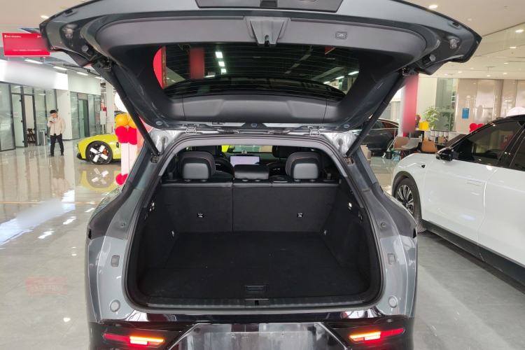 Used Zeekr 7X 2025 100 kWh Long-Range Rear-Wheel Drive with Intelligent Driving Features