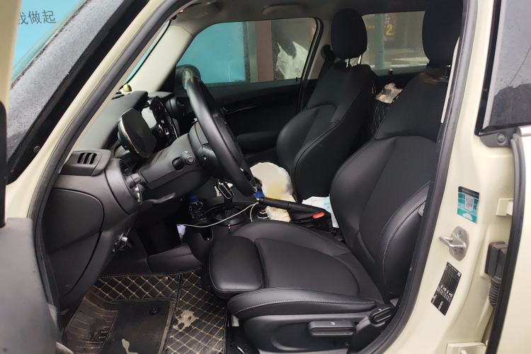 Used MINI MINI 2021 1.5T COOPER Classic Edition Five-Door Version
