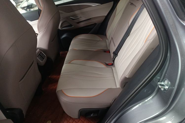 Used BYD Song Pro New Energy 2024 HONOR Edition DM-i 71KM Navigation Model