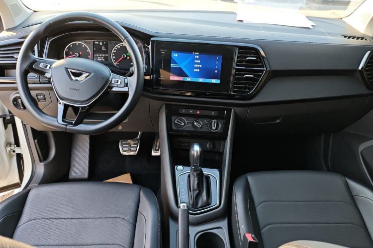 Used Jetta VS5 2019 280TSI Automatic Enjoyment Model
