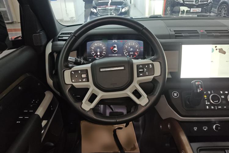 Used Land Rover Defender 2022 110 P400 X-DYNAMIC HSE
