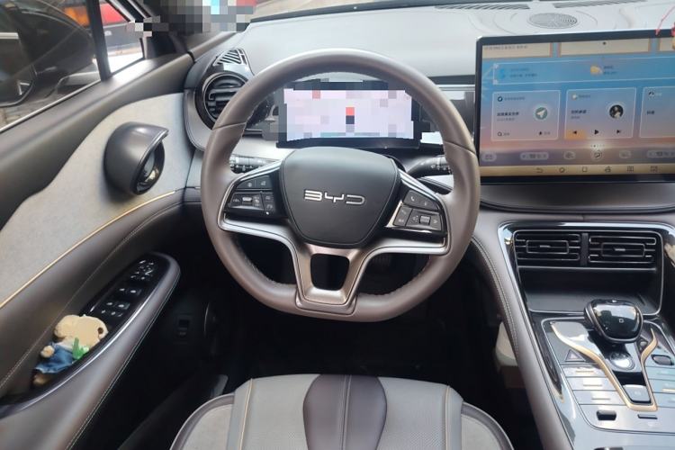 Used BYD Frigate 07 2023 DM-i 100KM Prestige Model
