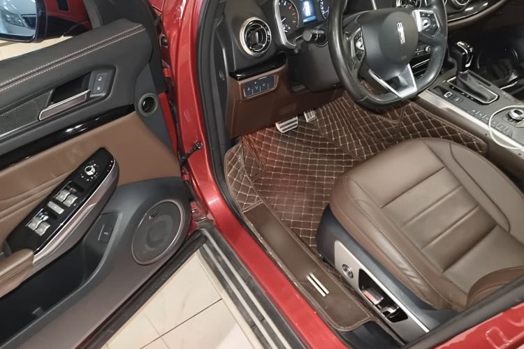 Used Wey VV5 2017 2.0T Ultra-Luxury Version
