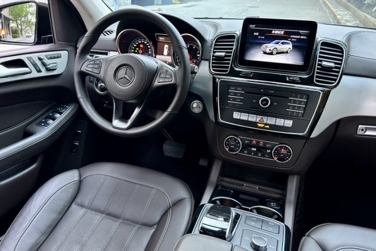 Used Mercedes-Benz GLS 2018 GLS 320 4MATIC
