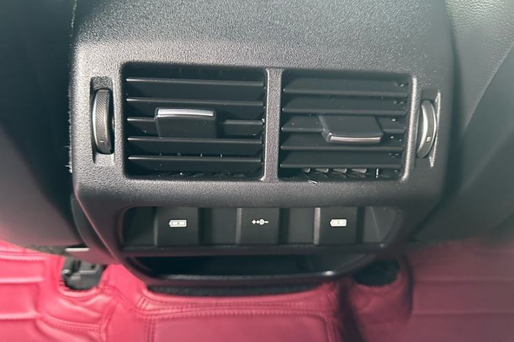 Used Land Rover Discovery Sport 2020 249 PS R-Dynamic Performance Edition
