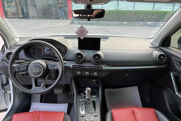 Used Audi Q2L 2018 35 TFSI Launch Exclusive Edition China VI
